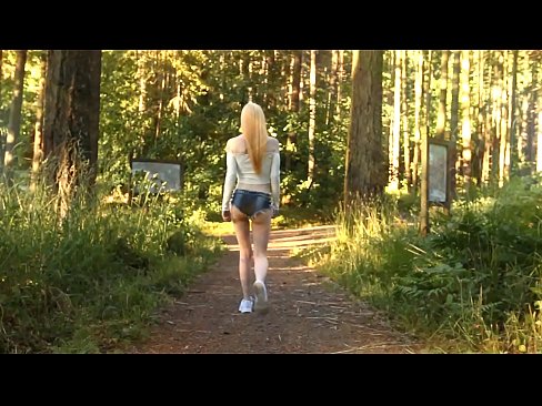 ❤️ Graži moteris juda lėtai, o ne nuogas vaizdo įrašas ☑ Porno prie lt.xxxhdporn.ru